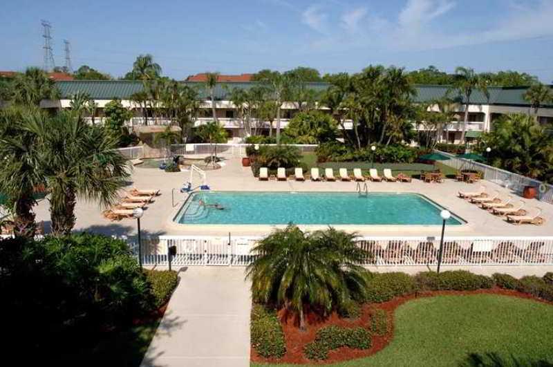 Surestay Plus Hotel By Best Western Clearwater Central Esterno foto