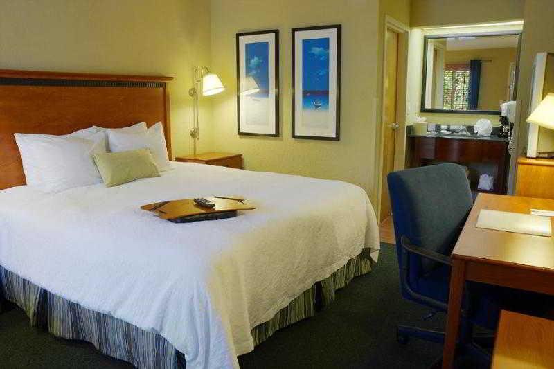 Surestay Plus Hotel By Best Western Clearwater Central Esterno foto