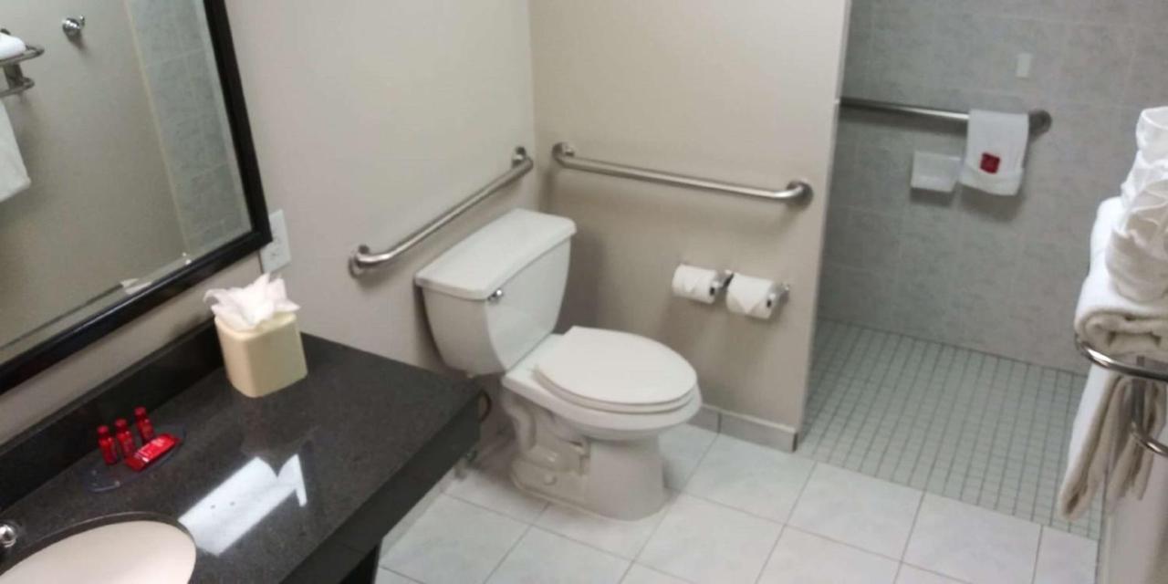 Surestay Plus Hotel By Best Western Clearwater Central Esterno foto