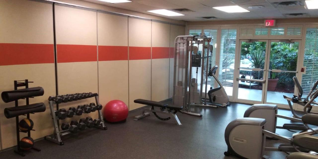 Surestay Plus Hotel By Best Western Clearwater Central Esterno foto